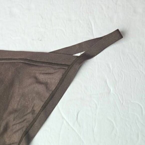 SKIMS STRING MESH PANTY NWT - Picture 2 of 12